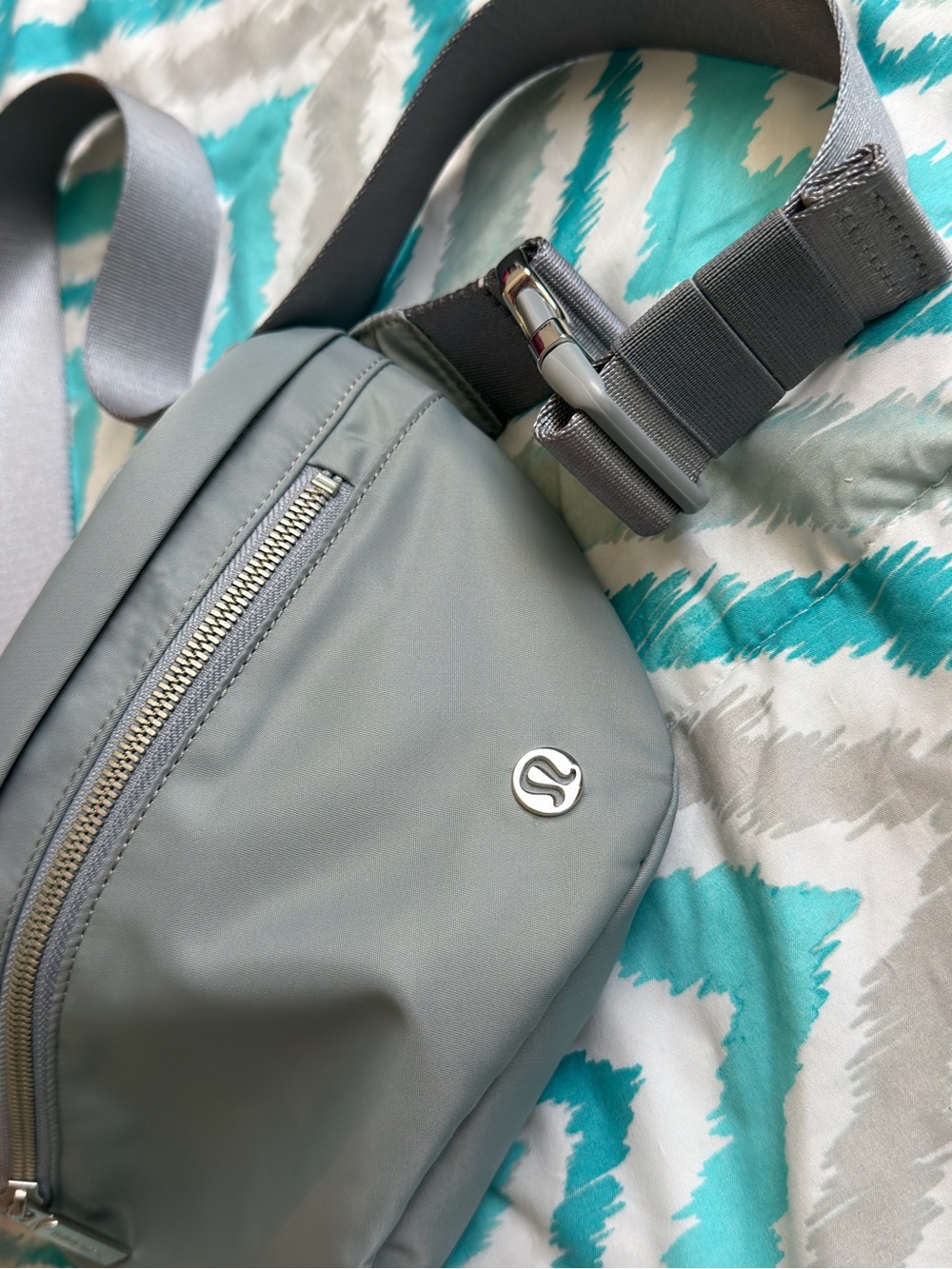 Gray Crossbody Sling Bag - lululemon